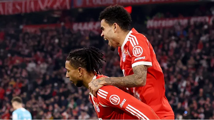 Bayern só avança por Anthony Gordon se Olise ou Díaz saírem. (Foto por Alex Grimm/Getty Images)