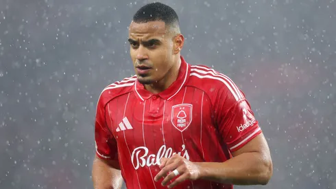 Murillo disputou o jogo entre Nottingham Forest e Aston Villa