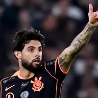 “Yuri seria o 9 perfeito do Ajax”, diz Hans Kraay Jr.