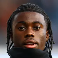 Jeremy Monga entra no radar do Manchester United