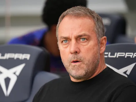 Hansi Flick quer elenco completo contra o Atlético