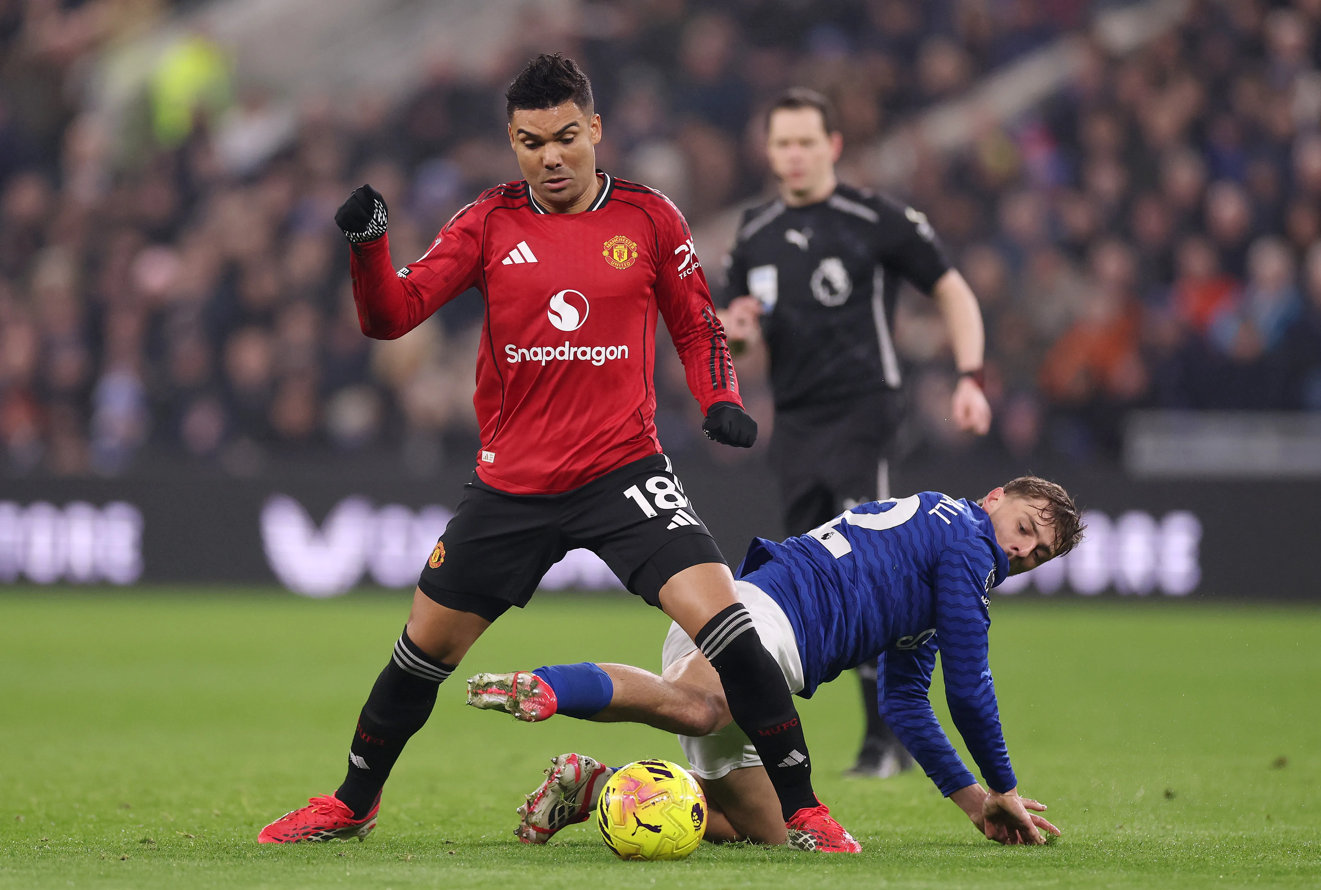 Volante brasileiro em jogo do Manchester United. Foto: Carl Recine/Getty Images