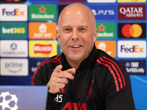 Arne Slot planeja Liverpool com mais posse contra o PSG