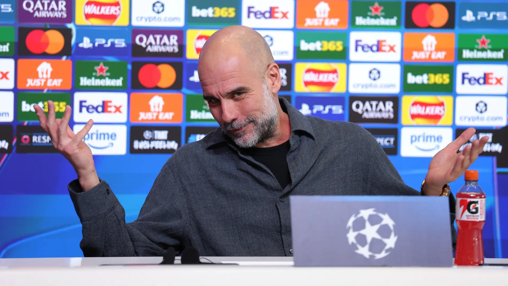 Guardiola em entrevista coletiva