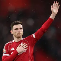 Andy Robertson encaminha acerto para jogar no Tottenham