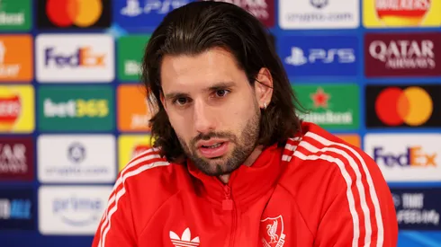 Dominik Szoboszlai em uma entrevista coletiva pelo Liverpool. Foto: Jan Kruger/Getty Images