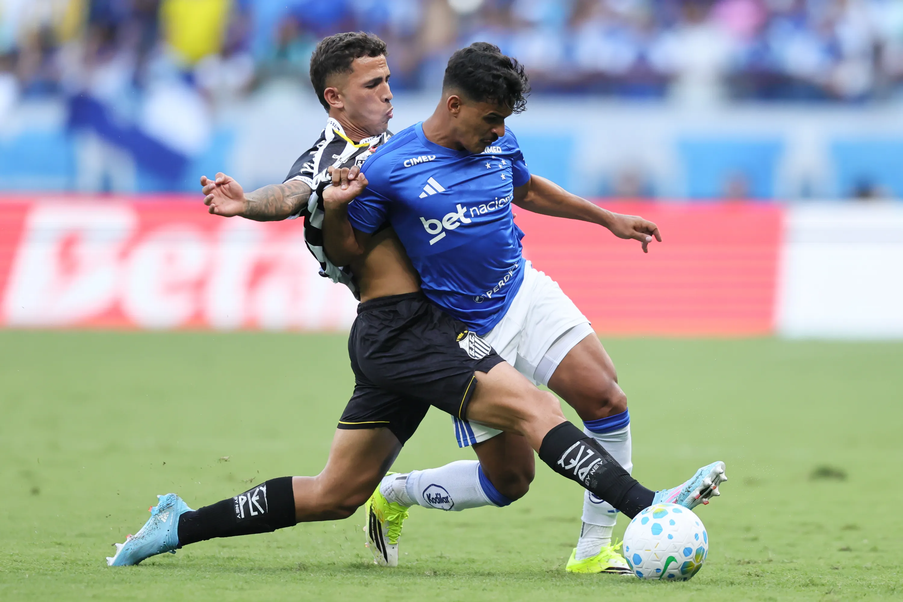 Kaiki em ação pelo Cruzeiro. Foto: Gilson Lobo/AGIF