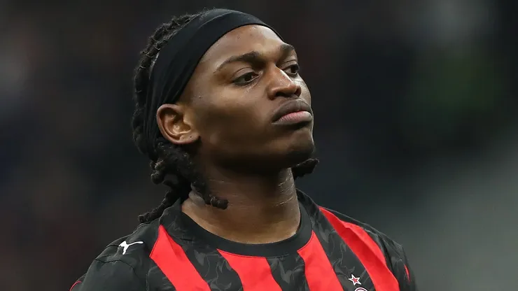 Rafael Leão, atacante do Milan. (Photo by Marco Luzzani/Getty Images)