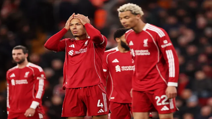 Liverpool acumula derrotadas na temporada - Carl Recine/Getty Images