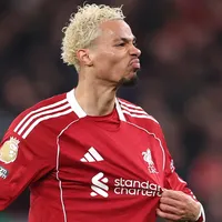 Liverpool mira Gordon para a vaga de Ekitiké