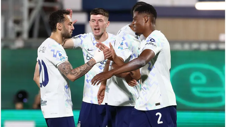 Defesas ganham protagonismo ofensivo na Serie A. Foto: Marco Luzzani/Getty Images