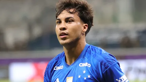 Kaio Jorge em campo pelo Cruzeiro. Foto: Gilson Lobo/AGIF