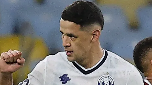 Aléx Arce comemora gol pelo Rivadavia contra o Fluminense. (Photo by Wagner Meier/Getty Images)