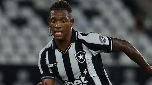 Danilo em campo com as cores do Botafogo. Foto: Wagner Meier/Getty Images