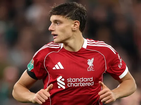 Inter busca substituto para Bastoni e mira jovem do Liverpool