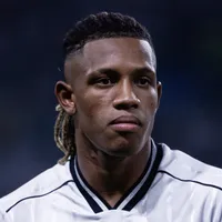 Zenit oferece R$ 147 milhões por Danilo