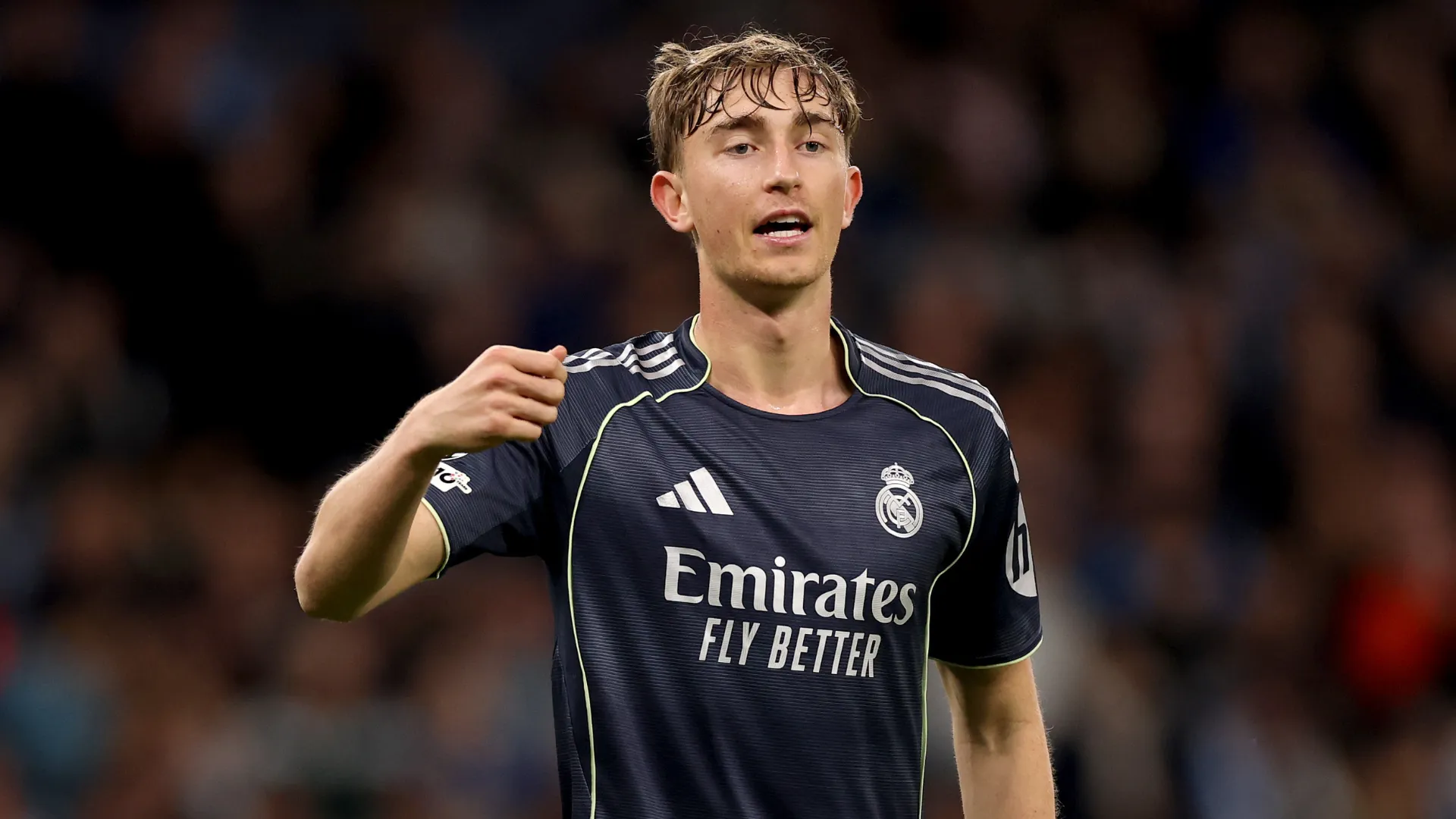 Dean Huijsen durante partida do Real Madrid