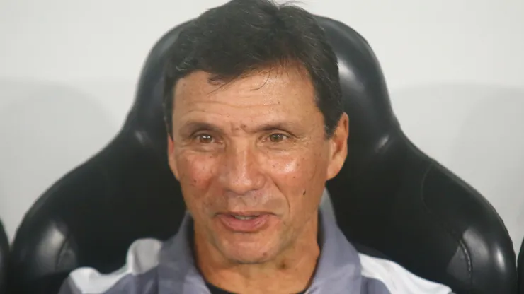 Técnico Zé Ricardo. (Foto: Gabriel Machado/AGIF)