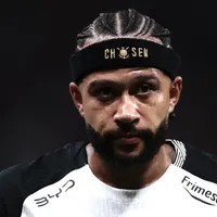 Depay deve sair do Corinthians, diz Nicola