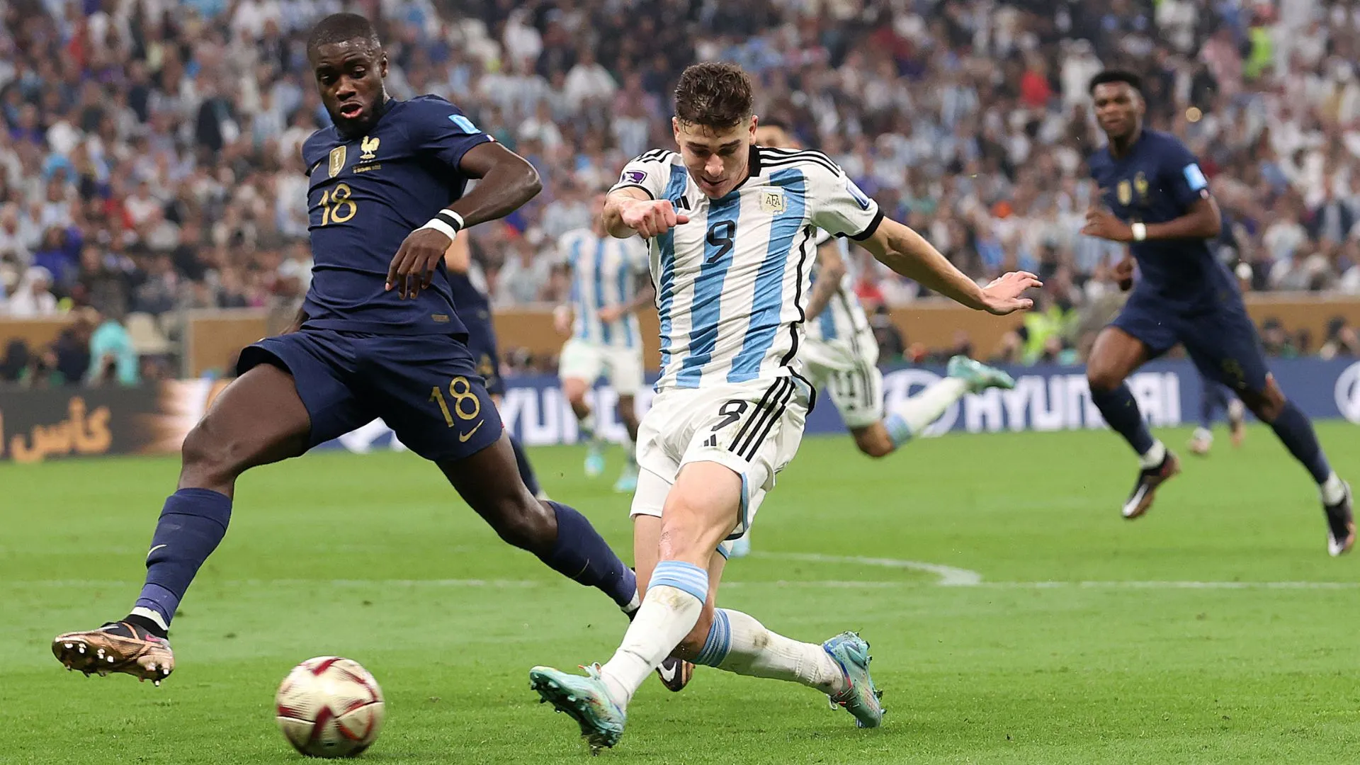 Argentina e França jogaram a final mais recente da Copa do Mundo (foto: Julian Finney/Getty Images)