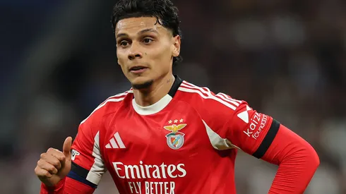 Manchester United entra na disputa com clubes italianos para comprar Richard Ríos, do Benfica. (Foto: Clive Brunskill/Getty Images)