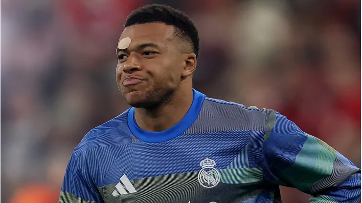 Real Madrid prepara reformulação no elenco e define apenas Vini Jr, Mbappé e Bellingham como intocáveis. (Foto: Lars Baron/Getty Images)