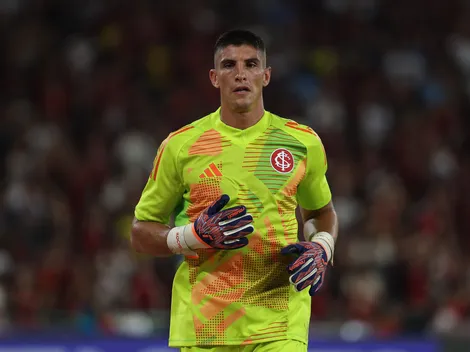 Boca avança por Rochet do Inter