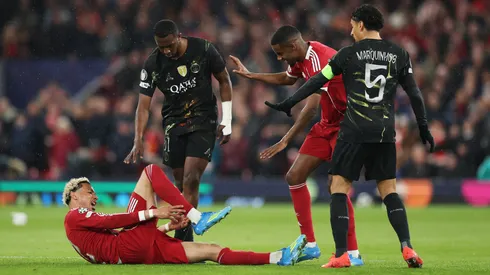 Ekitiké sofre lesão no Liverpool (Michael Steele/Getty Images)