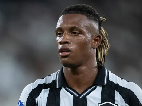 Danilo mira ida a clube da Champions League