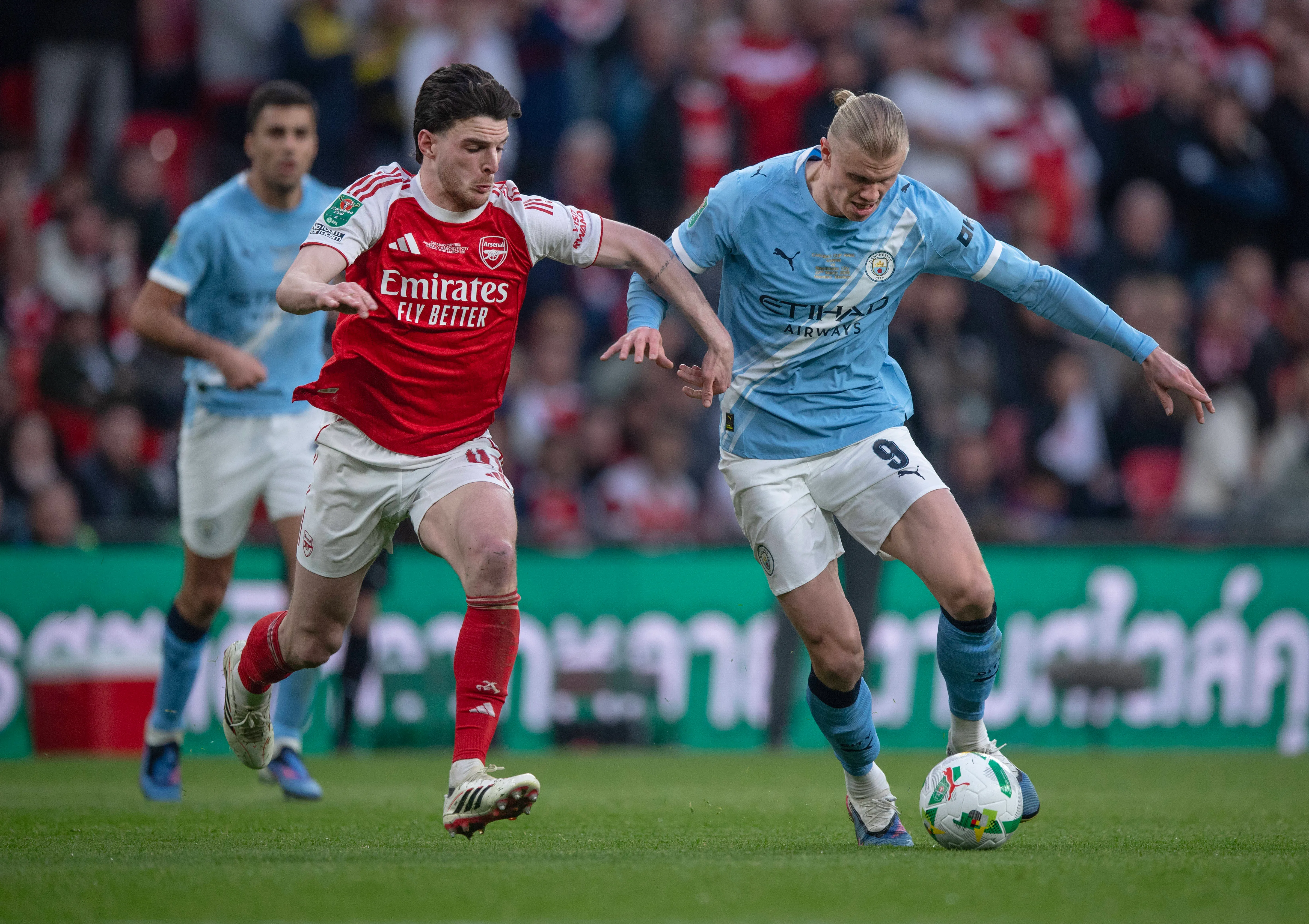 Manchester City x Arsenal fazem jogo decisivo neste domingo (19) pelo título da Premier League. Foto: IMAGO /&nbsp;Visionhaus
