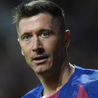 Ex-jogador indica contratação de Lewandowski aos Reds