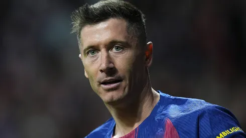 Robert Lewandowski é ligado ao Liverpool por ex-jogador em meio à saída do Barcelona Foto: IMAGO / PsnewZ