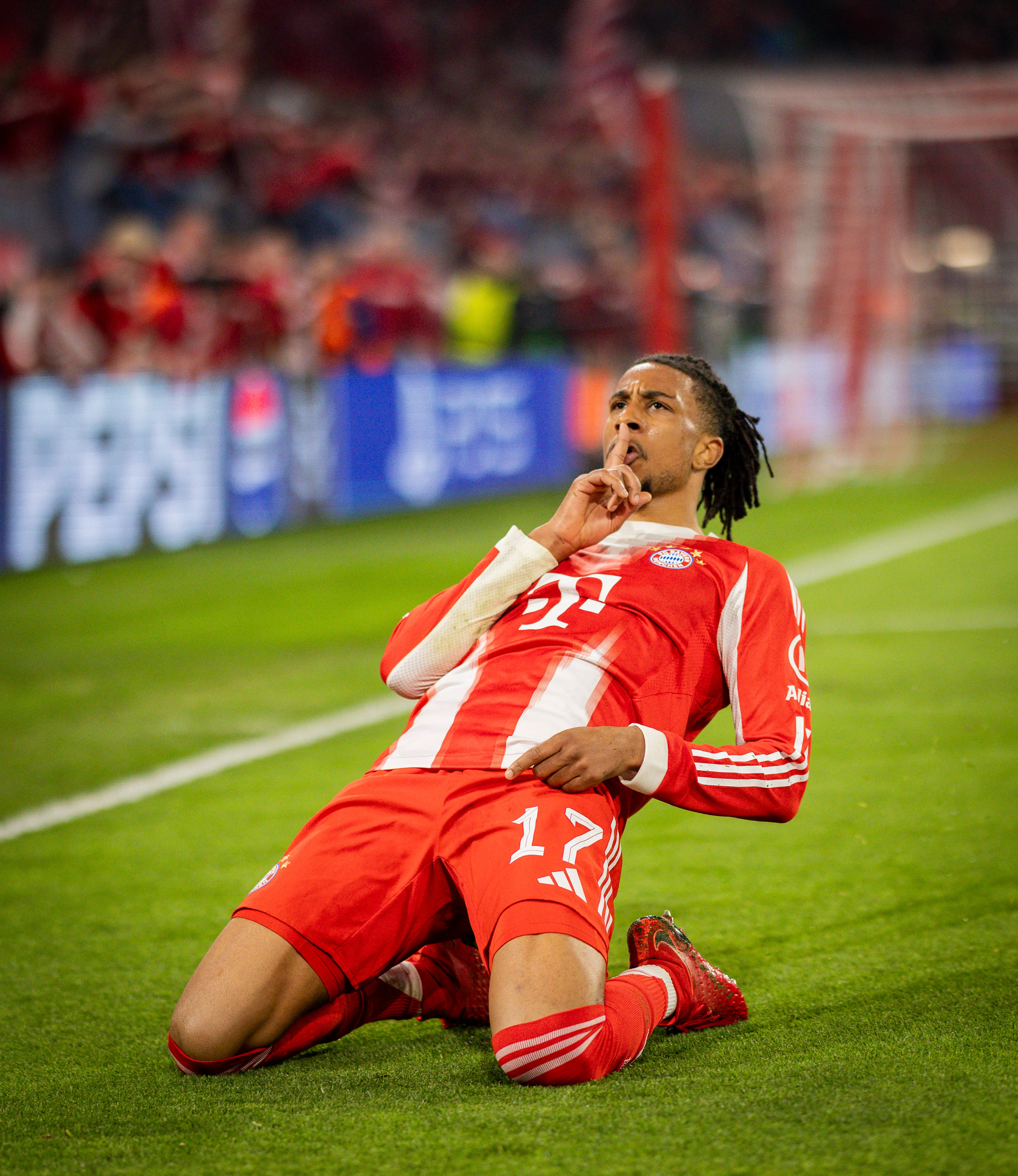 Michael Olise já superou seus números da temporada anterior no Bayern de Munique. Foto: IMAGO /&nbsp;Moritz Müller