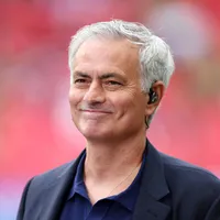 Mourinho é favorito para comandar o trio Vini-Mbappé-Bellingham no Real