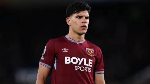 Mateus Fernandes em campo pelo West Ham (Foto: Justin Setterfield/Getty Images)