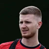 Liverpool faz de Wharton prioridade máxima para o verão