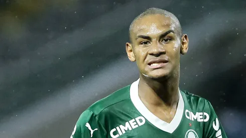 Newcastle faz oferta oficial ao Palmeiras por Eduardo Conceição. Foto: Marco Miatelo/AGIF