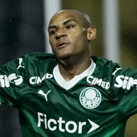 Joia do Palmeiras recusa City e força briga com Barcelona