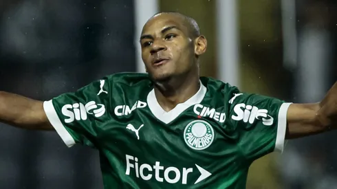 Eduardo Conceição decide rejeitar o Manchester City porque prefere esperar uma proposta oficial do Barcelona no futuro. Foto: Marco Miatelo/AGIF