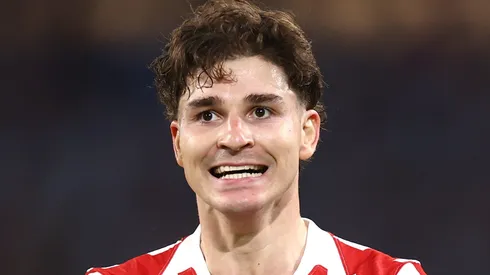 Julián Alvarez durante jogo do Atlético de Madrid. (Photo by Fran Santiago/Getty Images)