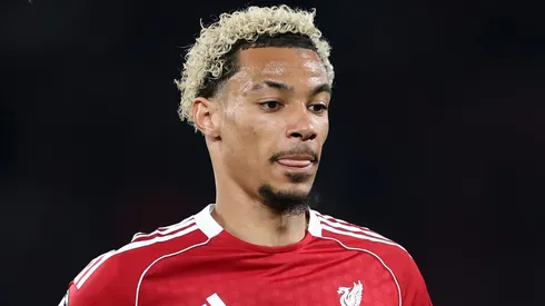 Hugo Ekitiké pelo Liverpool. (Photo by Justin Setterfield/Getty Images)