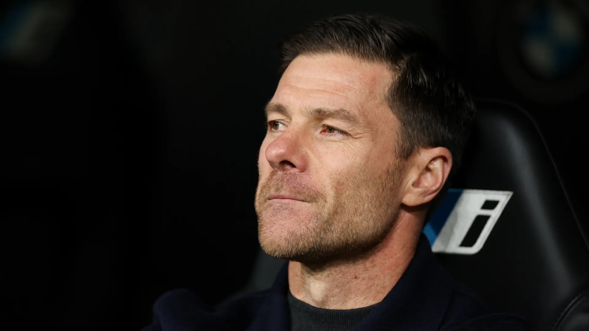 Xabi Alonso durante jogo do Real Madrid