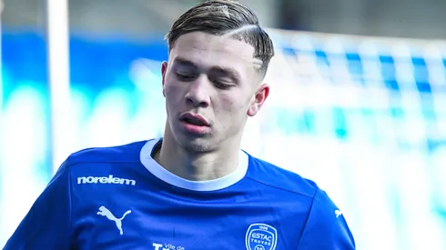 Jovem Mathys Detourbet está prestes a assinar com o Mancheste City, com o clube pensando no futuro e promessas para Guardiola. Foto: IMAGO / PsnewZ