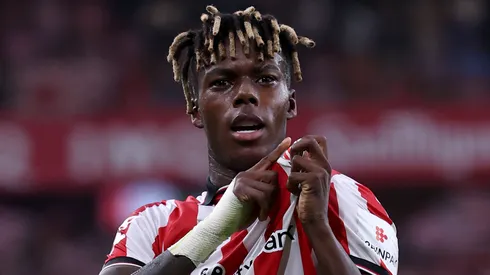 Nico Williams em jogo do Athletic Club. (Foto: Ion Alcoba Beitia/Getty Images)