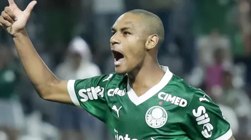 Manchester United entra na disputa por Eduardo Conceição. Foto: Marco Miatelo/AGIF