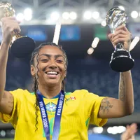 Kerolin é eleita a melhor jogadora do FIFA Series