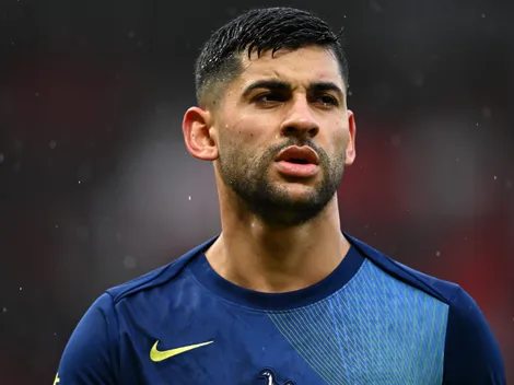 Tottenham pede R$ 380 milhões ao Manchester United por Cristian Romero