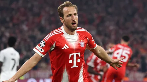 Harry Kane comemora gol pelo Bayern. (Photo by Lars Baron/Getty Images)