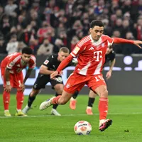 Kompany elogia evolução de Musiala no Bayern de Munique