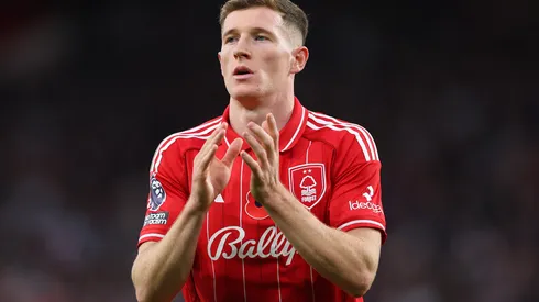 Manchester City avança por Elliot Anderson. Foto: Molly Darlington/Getty Images